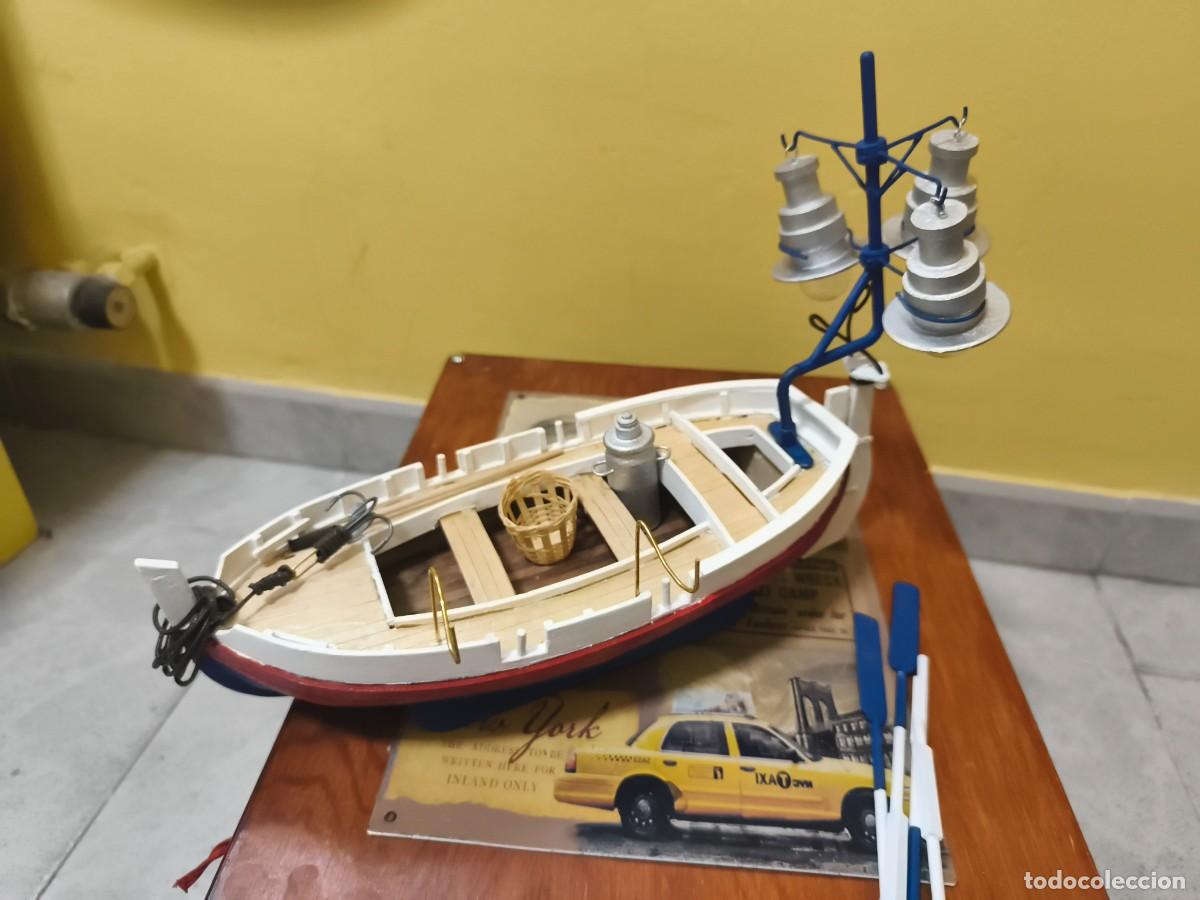 Artesan&iacute;a: Bote pesquero de luces de gas