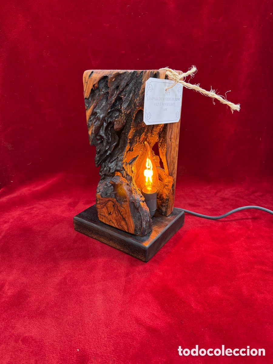 Artesan&iacute;a: Preciosa lampara de mesa hecha en madera de Olivo