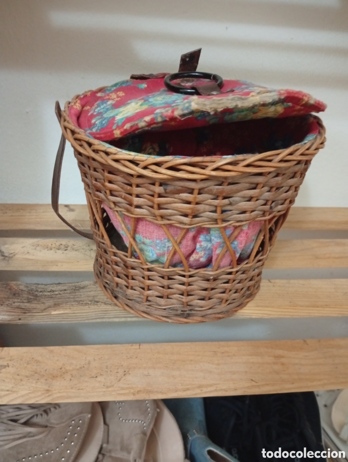 Artesan&iacute;a: Costurero de mimbre Retro con tapa