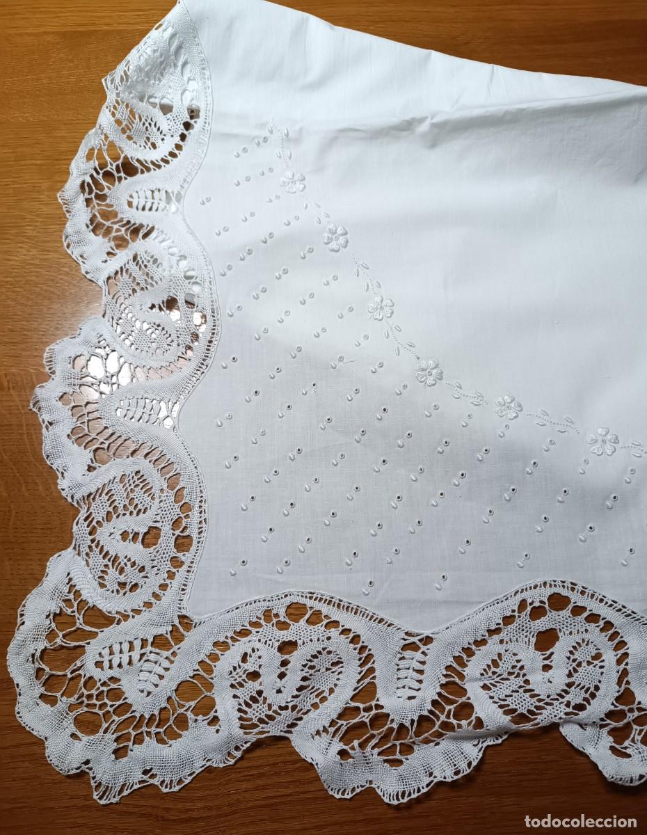 Artesan&iacute;a: Juego de sabanas antiguas bordadas a mano N&ordm;92