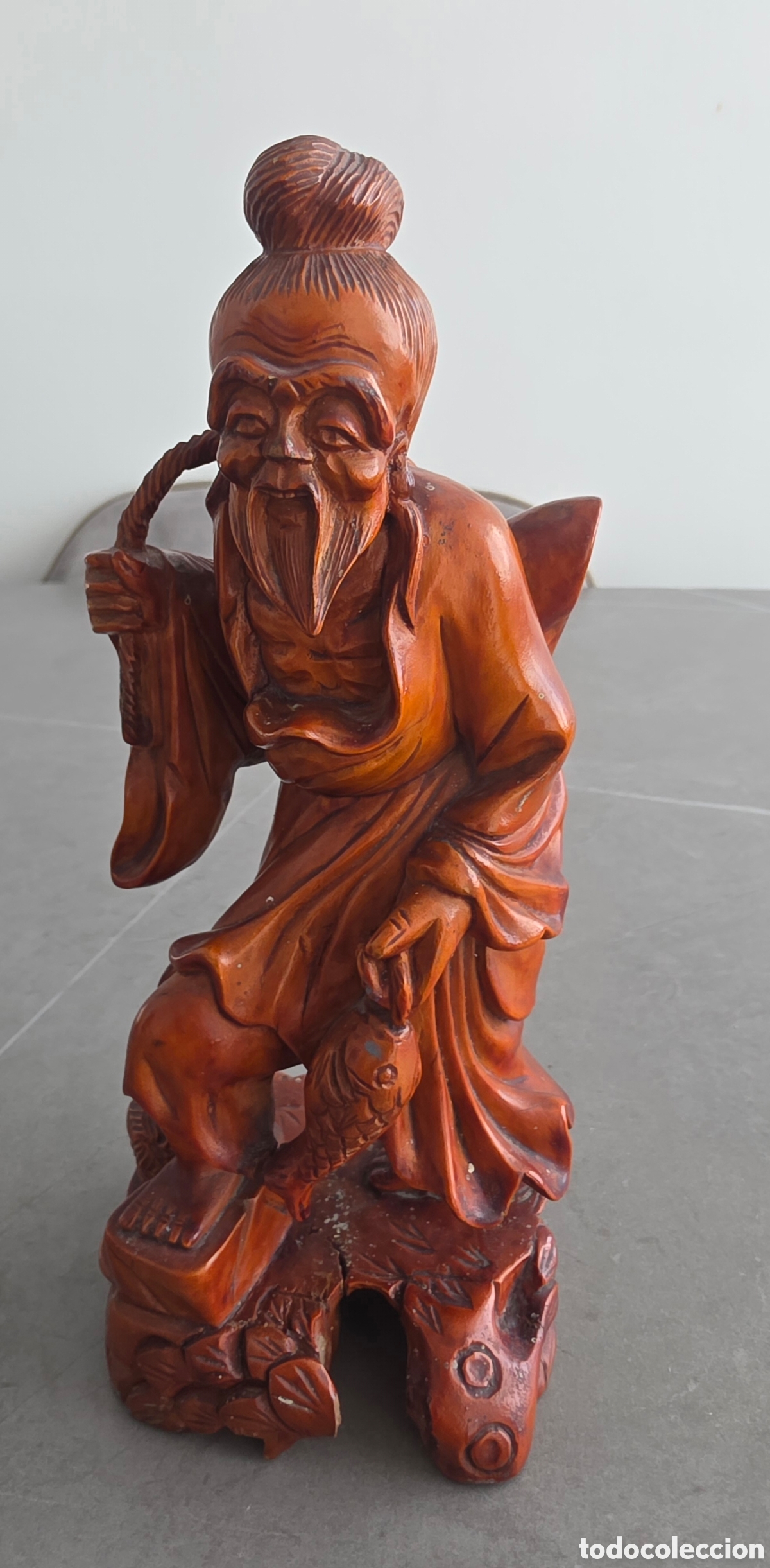 Artesan&iacute;a: Figura china tallado en madera