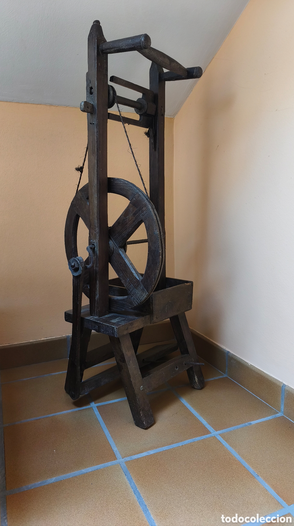 Artesan&iacute;a: RUECA ASTURIANA POSIBLE SIGLO XIX