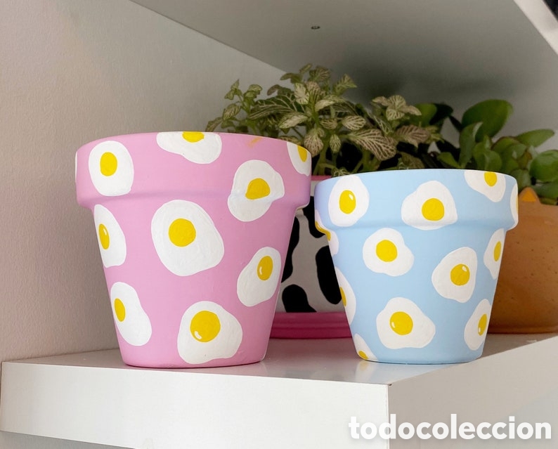 Artesan&iacute;a: Vendo maceta de coleccion con estampado de huevo.