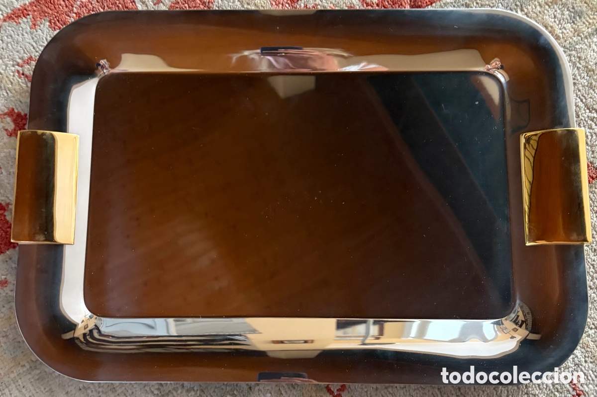 Artesan&iacute;a: Bandeja plateada con asas doradas