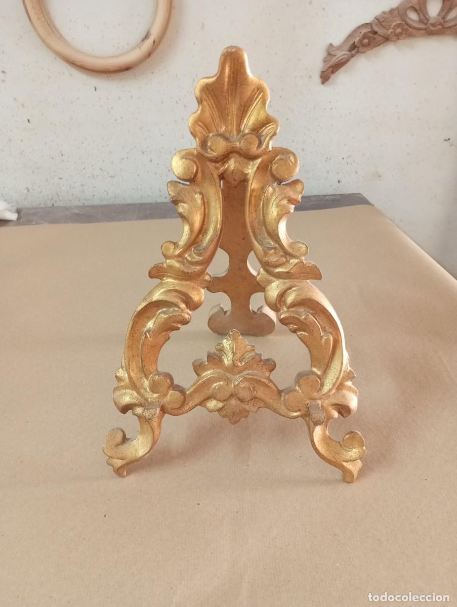 Artesan&iacute;a: Caballete peque&ntilde;o dorado