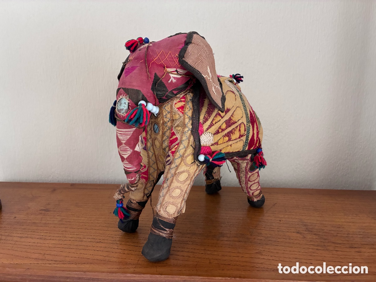 Artesan&iacute;a: un elefante de tela con t&eacute;cnica de patchwork y bordados