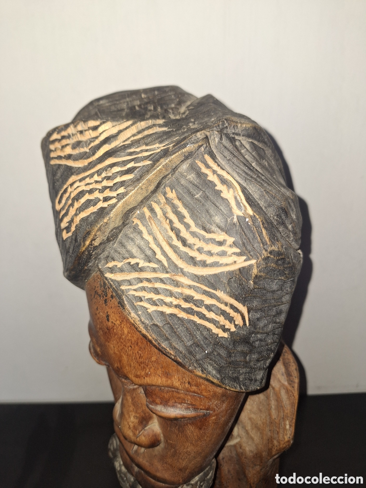 Artesan&iacute;a: Busto de madera tallado - Foto 3