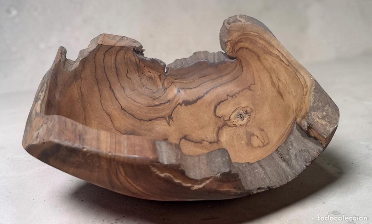 Handicraft: Cuenco de madera de ra&iacute;z de teca, Bali, pieza artesanal &uacute;nica