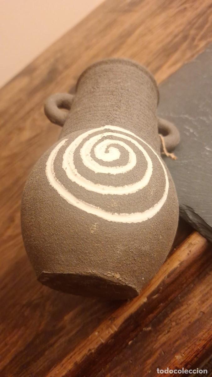Artesan&iacute;a: C&aacute;ntaro de Terracota con Asas
