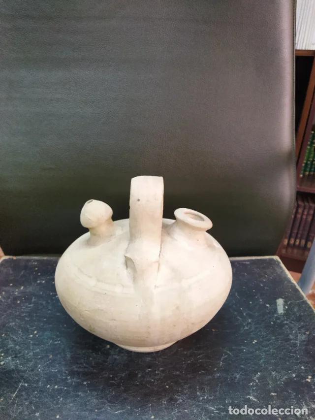 Artesan&iacute;a: Botijo de barro blanco