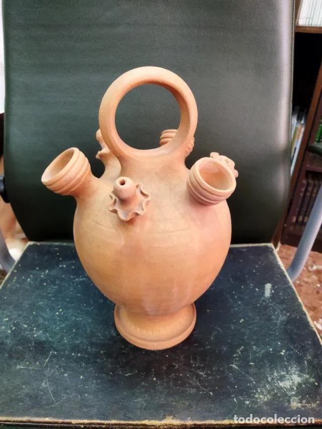 Artesan&iacute;a: Botijo de barro artesanal