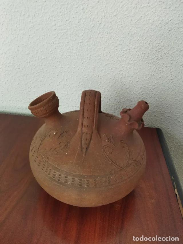 Artesan&iacute;a: Botijo de barro con asa y decorado - Foto 2