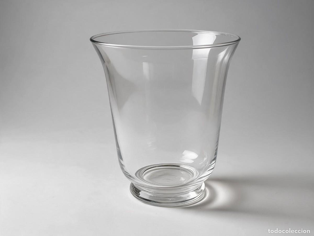 Artesan&iacute;a: Jarr&oacute;n de Cristal Transparente con Forma de Copa / Campana Grande - 28 cm Alto