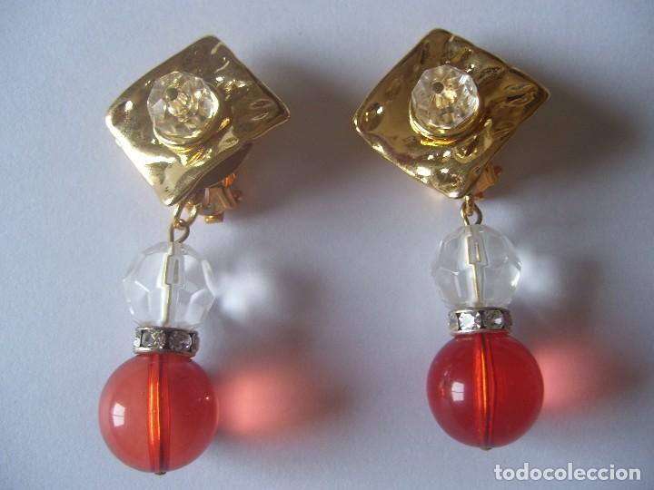 Artesan&iacute;a: PENDIENTES EN DORADO Y ROJO 3151PR - Foto 1
