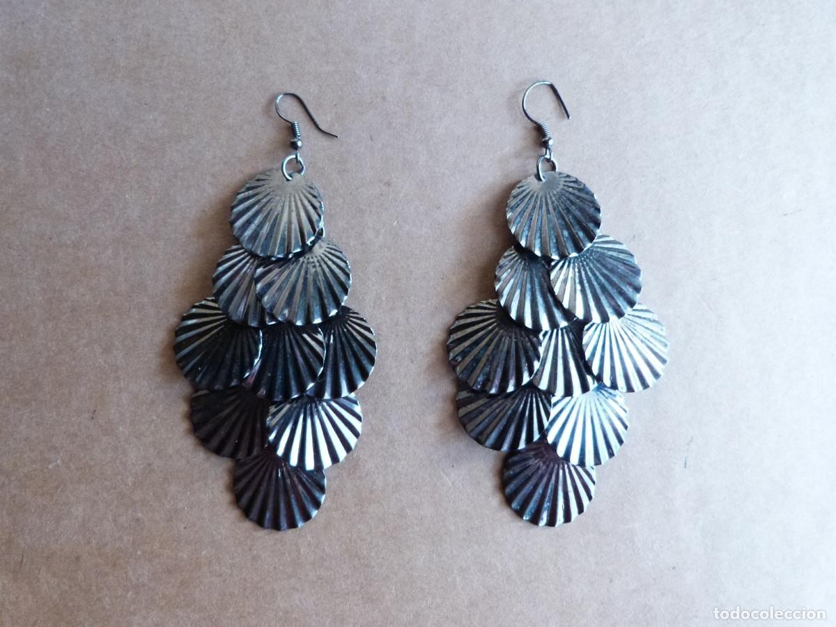 Artesan&iacute;a: Pendientes de conchas en metal - Foto 1