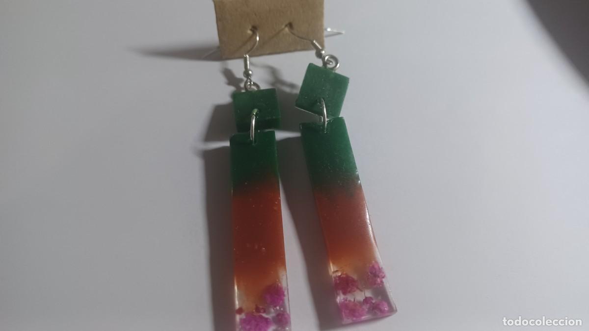 Artesan&iacute;a: PENDIENTE DE RESINA ECHO A MANO - Foto 1