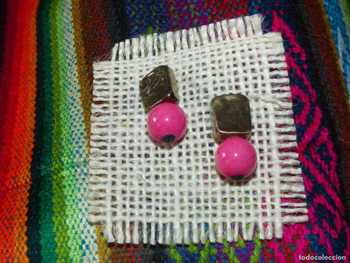 Artesan&iacute;a: Pendientes artesanos.