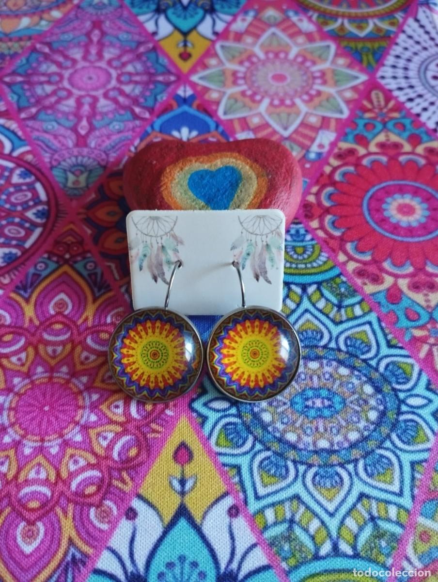 Artesan&iacute;a: Pendientes mandala, multicolor
