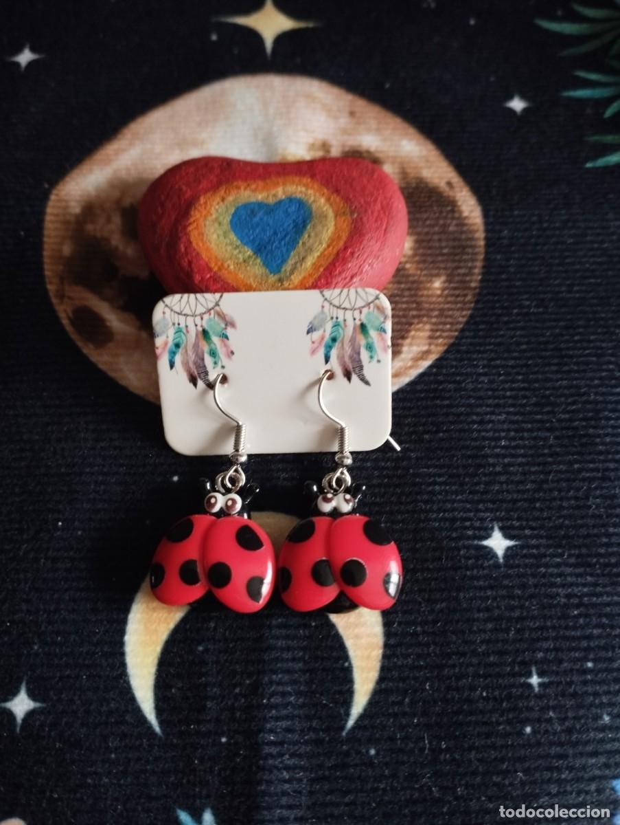 Artesan&iacute;a: Pendientes mariquita, montados a mano