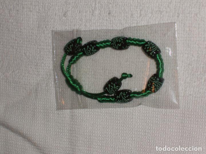 Artesan&iacute;a: Pulsera hilo verde y cuencas - Foto 1
