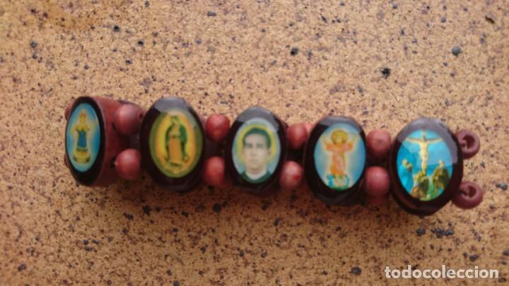 Artesan&iacute;a: Pulsera Santos madera - Foto 4