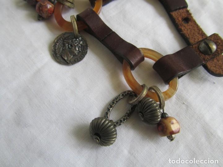 Artesan&iacute;a: Peculiar pulsera con amuletos - Foto 6