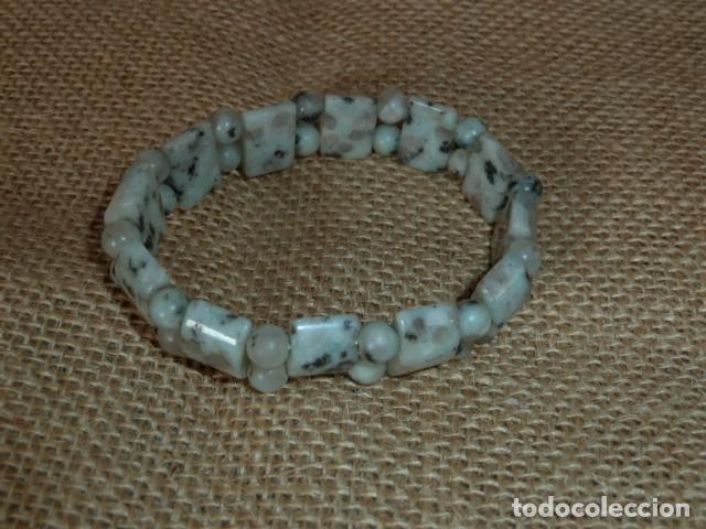 Artesan&iacute;a: Pulsera el&aacute;stica. Piezas m&aacute;rmol - Foto 1