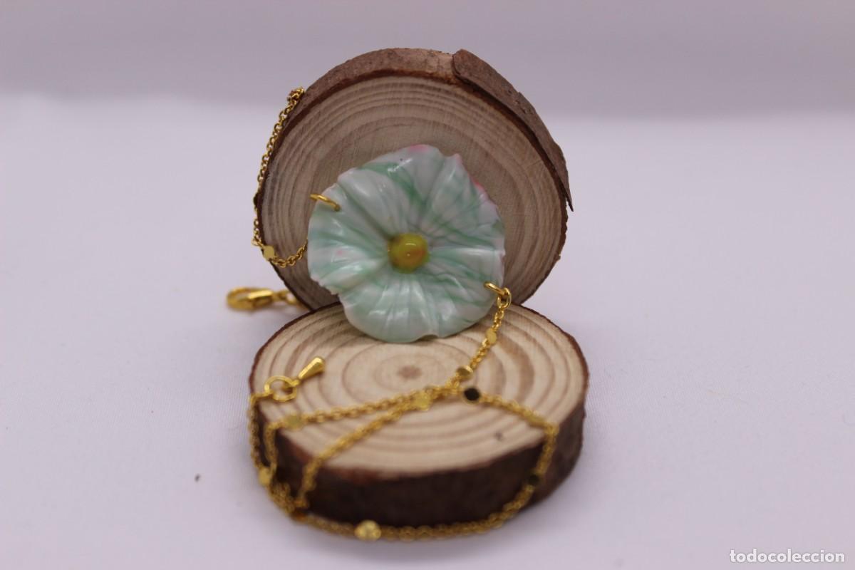 Artesan&iacute;a: Pulsera de flor verde menta. - Foto 4