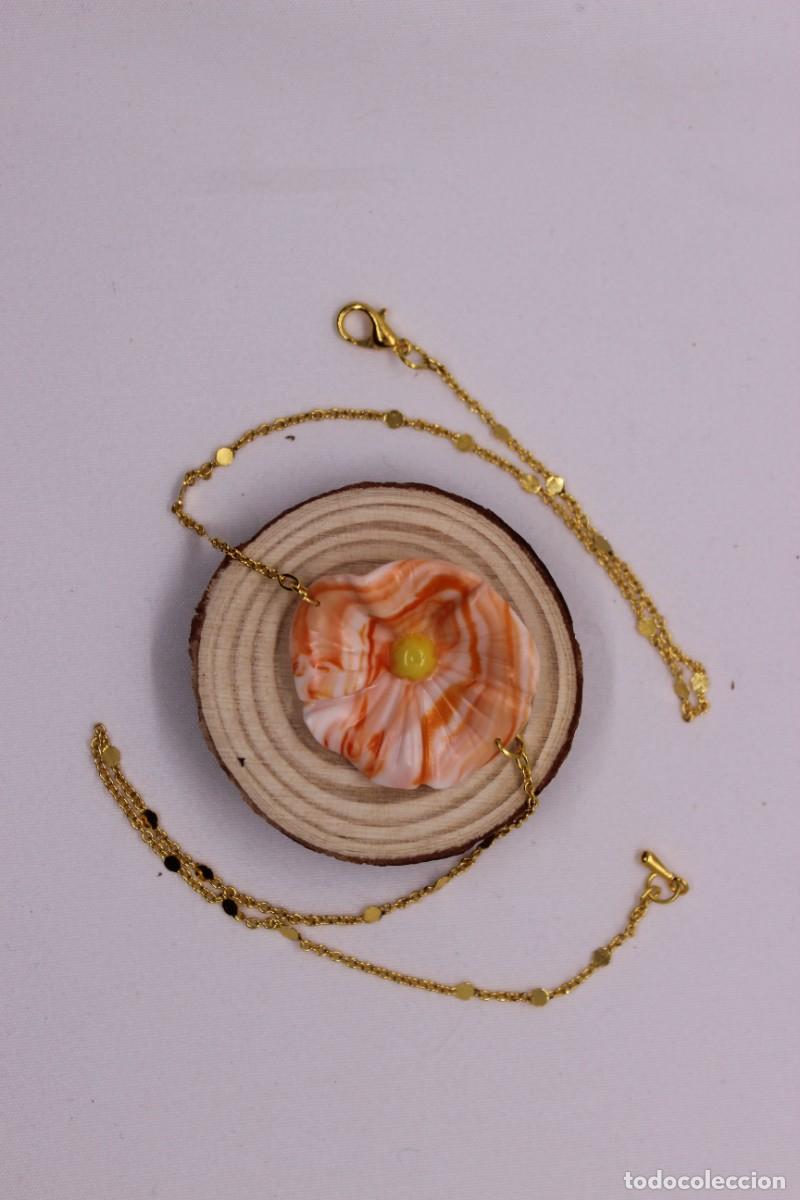 Artesan&iacute;a: Pulsera de flor anaranjada. - Foto 3