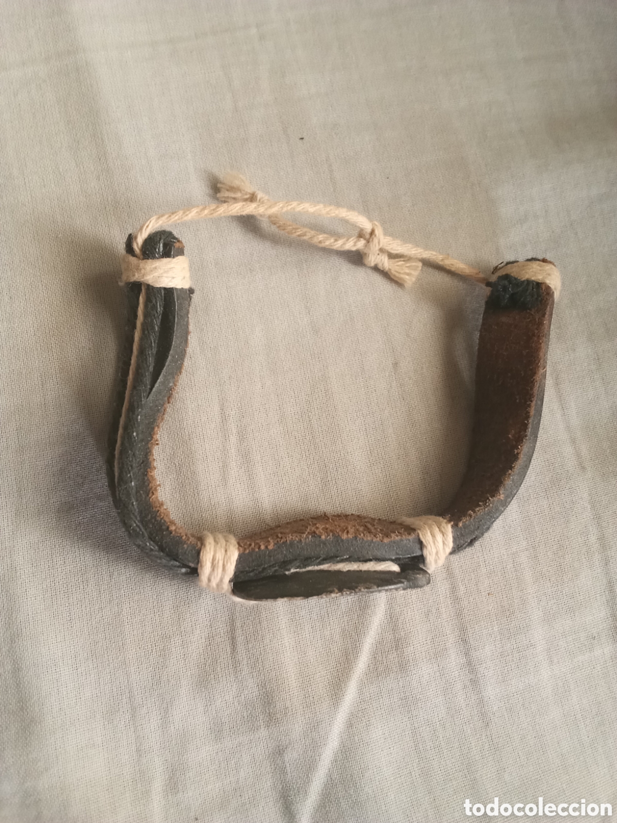 Artesan&iacute;a: PULSERA DE CUERO CON CUERDAS - Foto 2