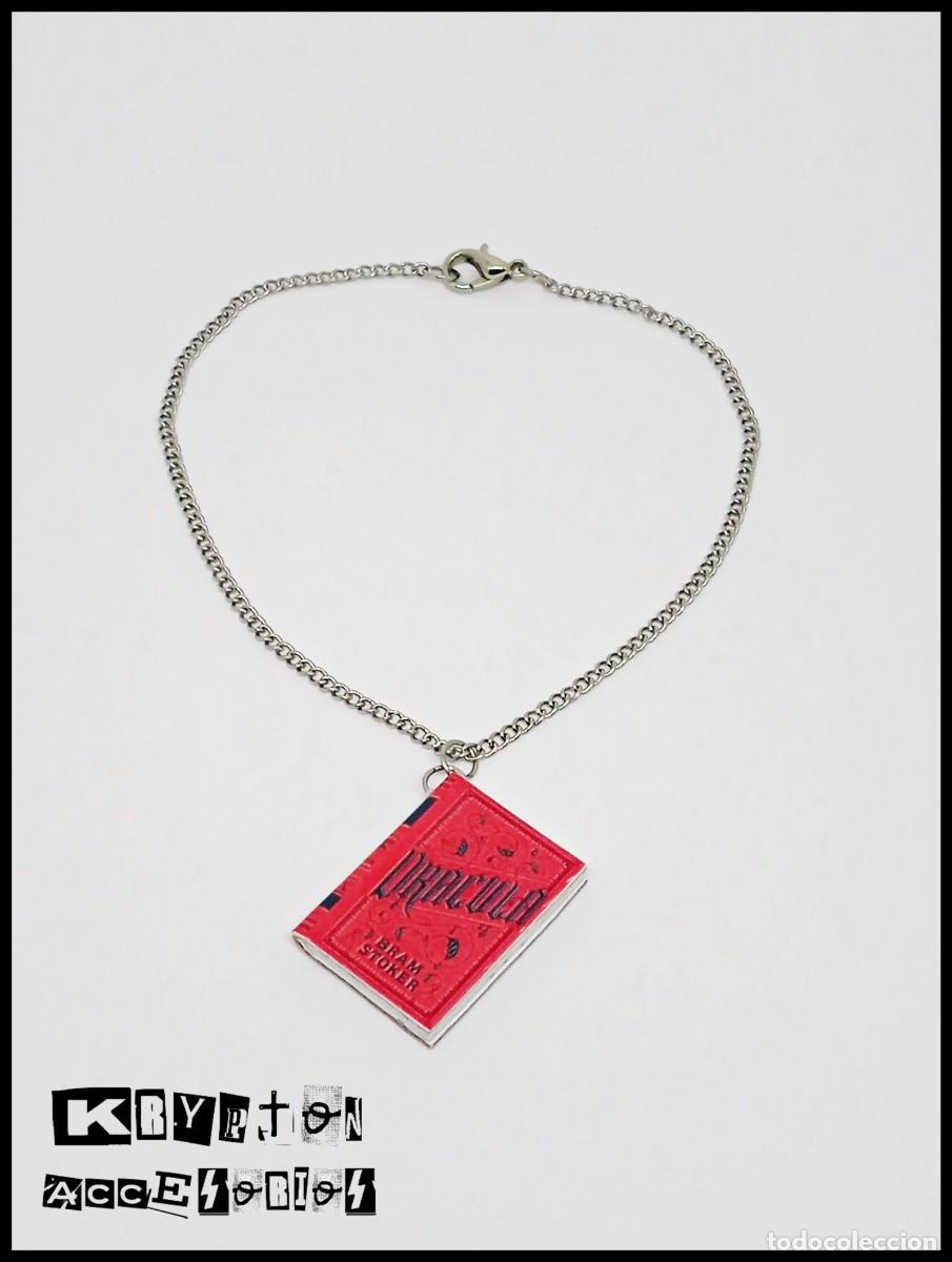 Artesan&iacute;a: Pulsera DRACULA - Mini Libro - Gotico - Clasico - Vampiro - Complemento - Cadena - Hecha a Mano - Foto 1