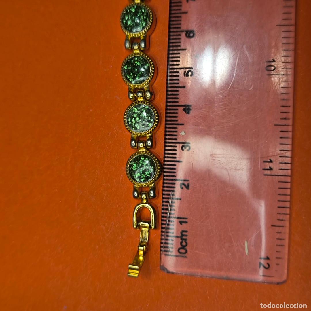 Artesan&iacute;a: 001508COM-pulsera dorada con cientas verdes - Foto 2