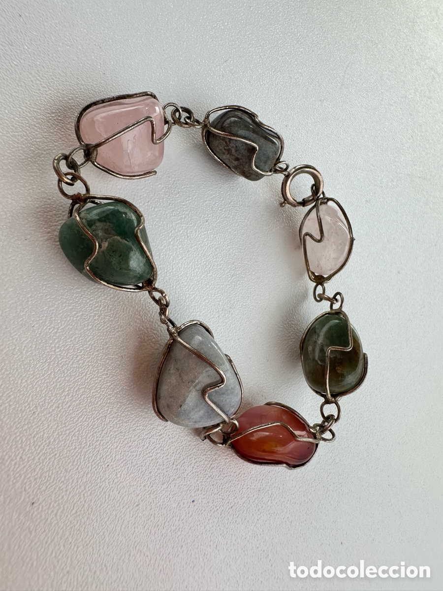 Artesan&iacute;a: Pulsera artesanal hecha de piedras naturales