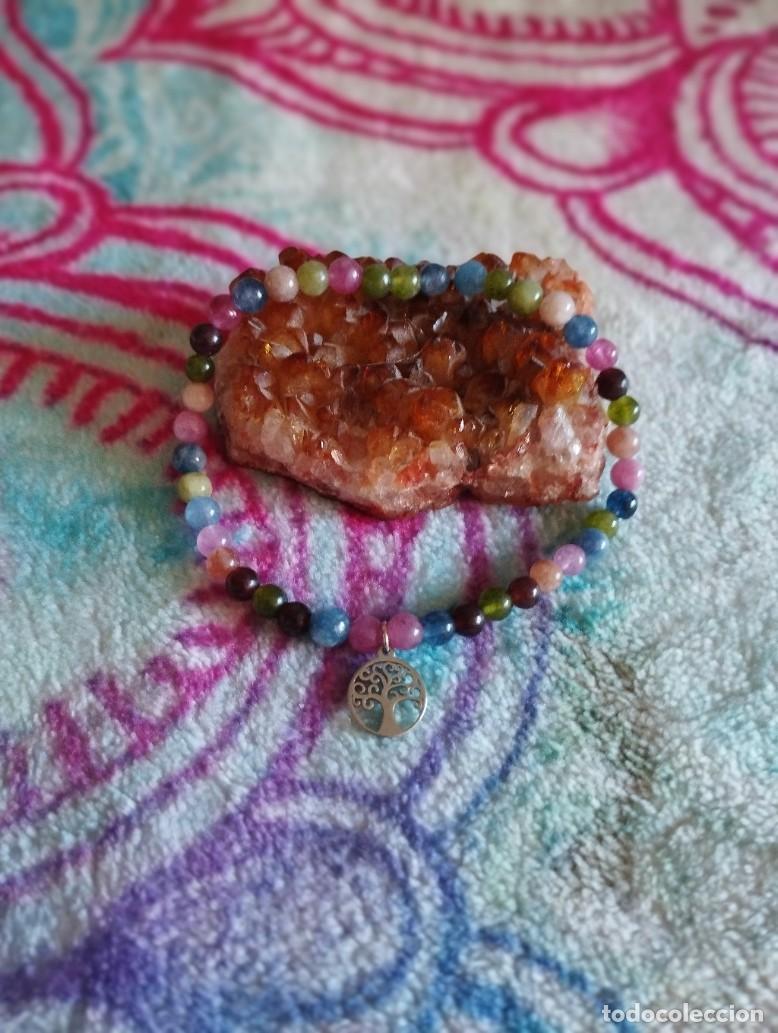 Artesan&iacute;a: Pulsera piedra colores, hecha a mano, &aacute;rbol de la vida, regalo