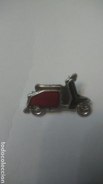 Artesan&iacute;a: VESPA alfiler - Foto 1