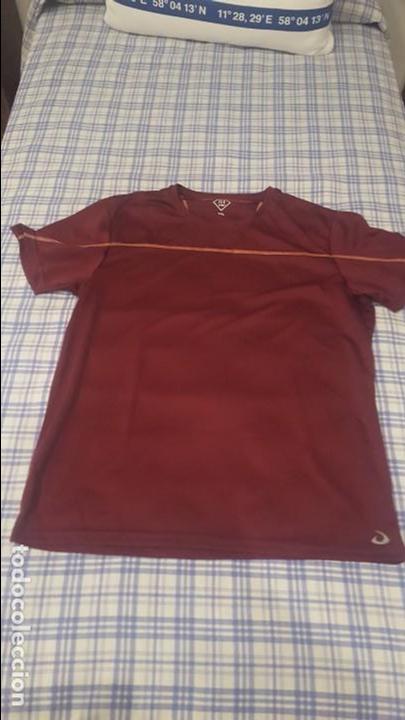 Artesan&iacute;a: Camiseta Decathlon - Foto 1