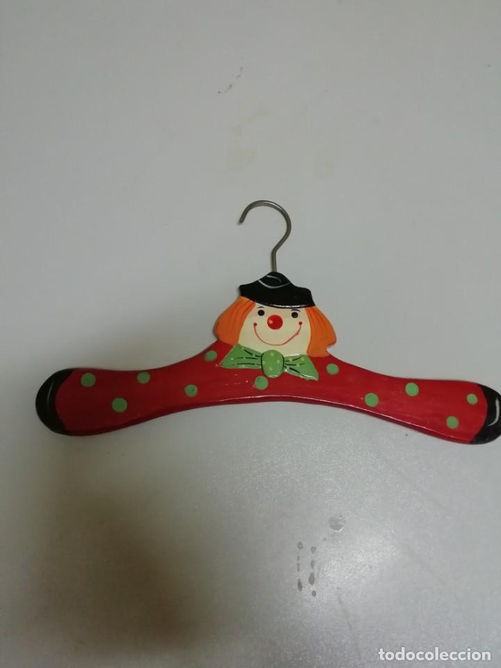 Artesan&iacute;a: Percha infantil pintada a mano - Foto 1