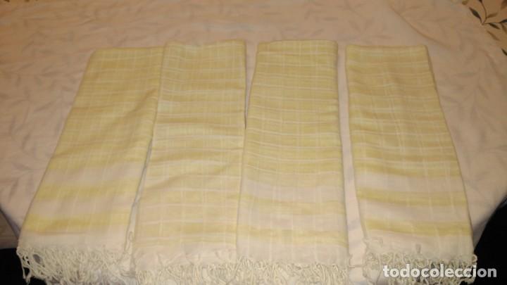 Artesan&iacute;a: Cuatro chales de seda y algod&oacute;n, amarillo claro. - Foto 1