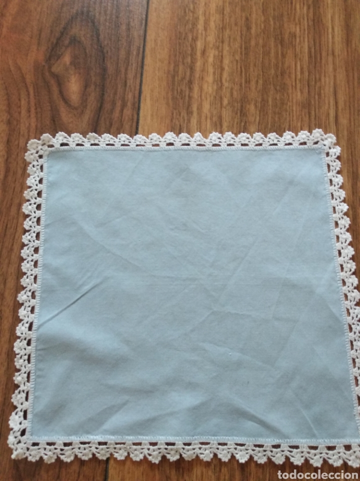 Artesan&iacute;a: Pa&ntilde;uelo de mano, de hilo y algod&oacute;n, - Foto 1