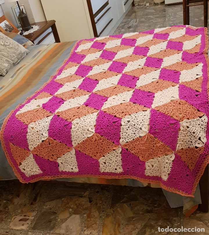 Artesan&iacute;a: PLAID A GANCHILLO EFECTO OPTICO - Foto 1