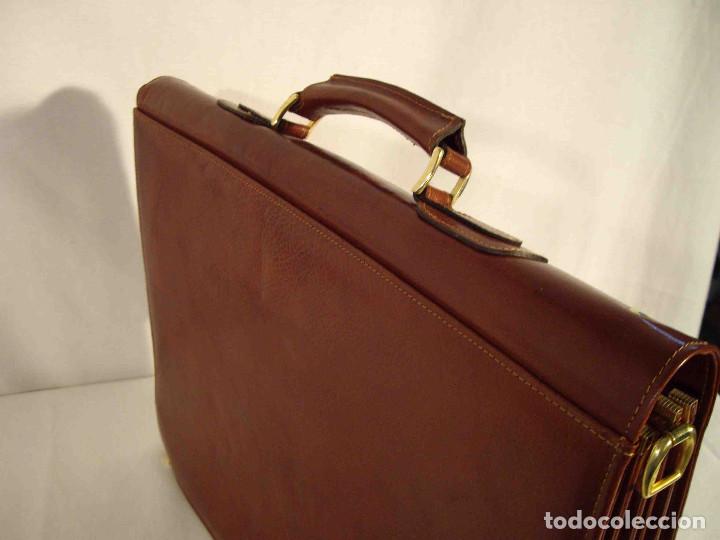 Artesan&iacute;a: CARTERA EJECUTIVO PIEL MARRON - Foto 2