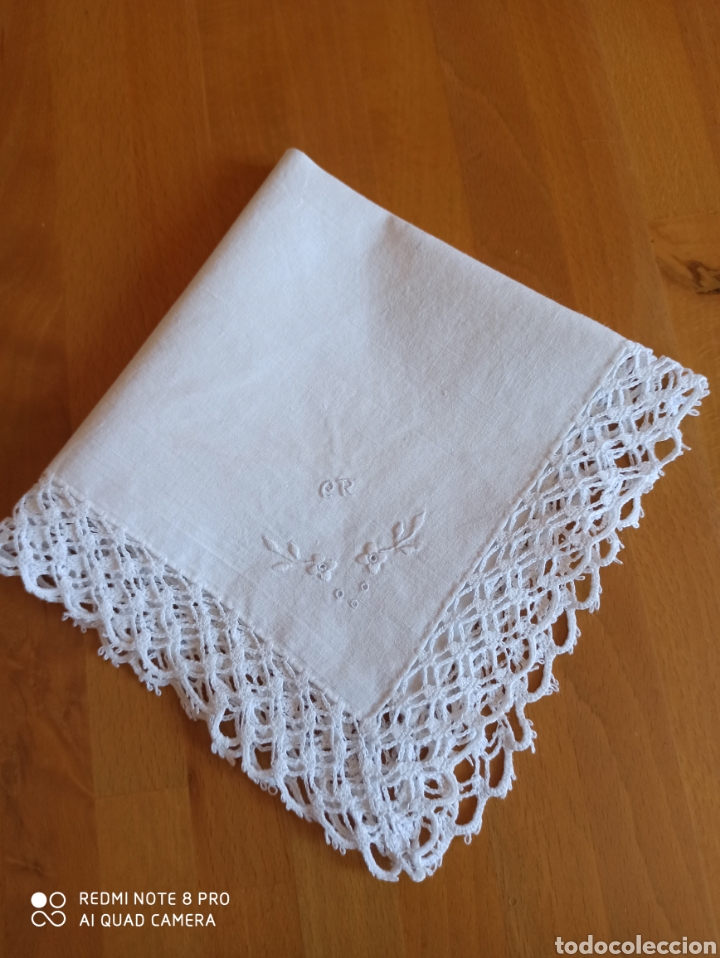 Artesan&iacute;a: Pa&ntilde;uelo antiguo con puntilla - Foto 2