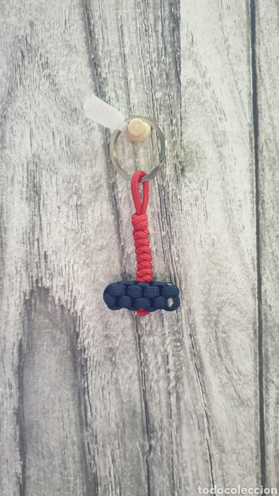 Artisanat: Llavero martillo realizado con cuerda paracord