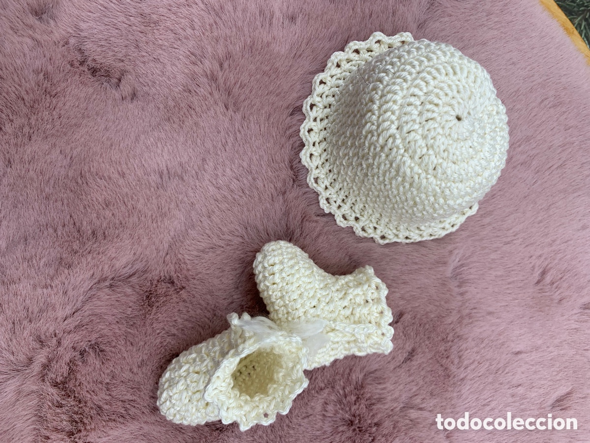 Artesan&iacute;a: Gorro y botitas - Foto 1