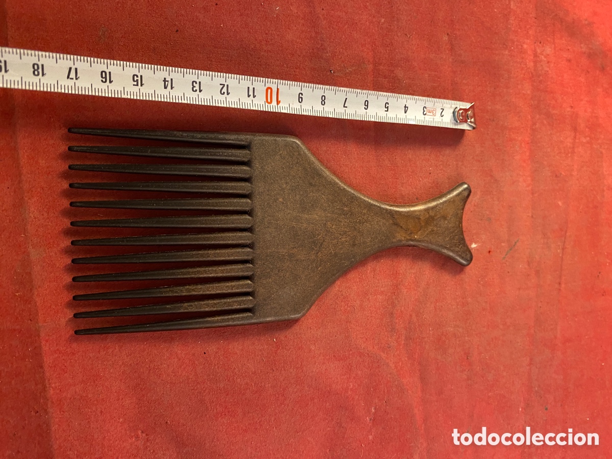 Artesan&iacute;a: Peineta de madera - Foto 3