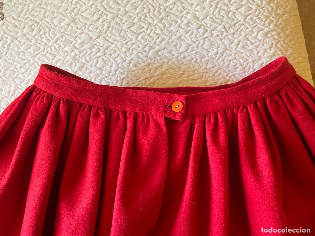 Artesan&iacute;a: Traje regional de gallega - Foto 4