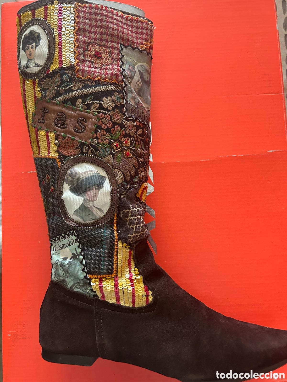 Artesan&iacute;a: Par de botas contempor&aacute;neas
