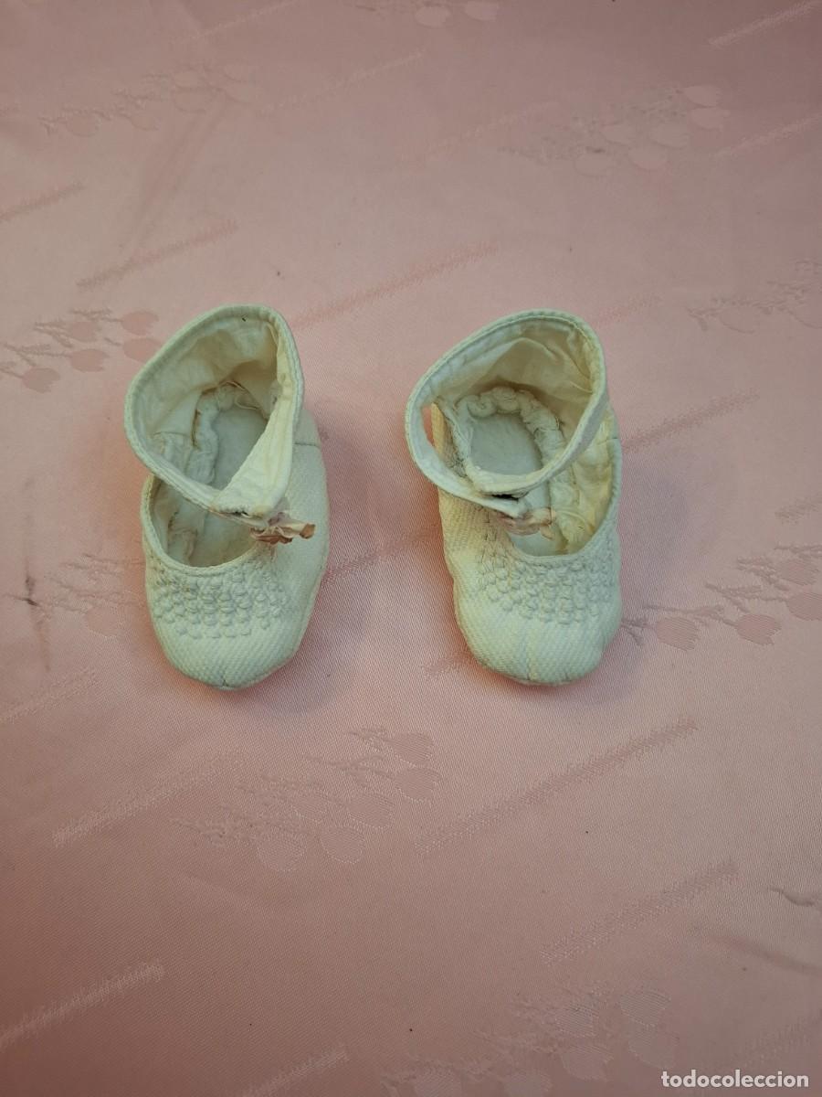 Artesan&iacute;a: ZAPATOS DE EPOCA, DE TELA DE PIQUE, PARA MU&Ntilde;ECA