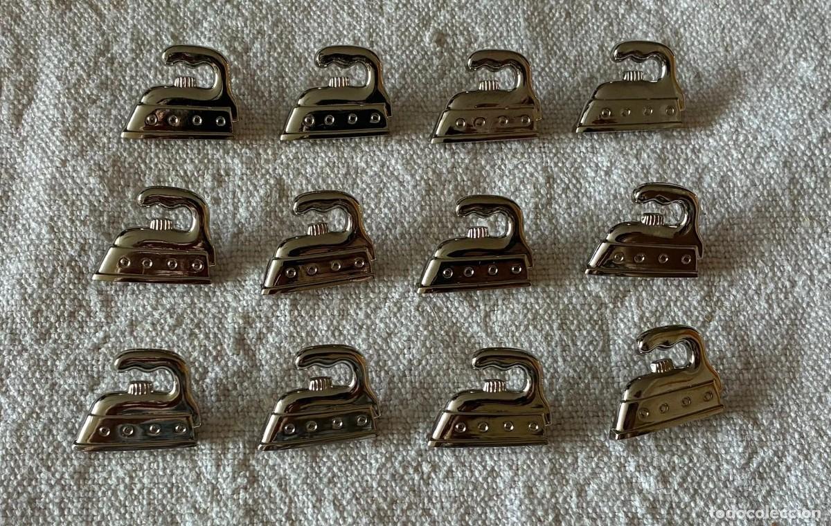 Artesan&iacute;a: Vintage Sewing Iron Buttons Silver Novelty Buttons Retro Sewing Supplies Craft Buttons Scrapbooking