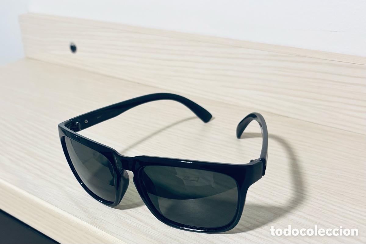Artesan&iacute;a: Gafas de sol Carma (Montura cuadrada negra)